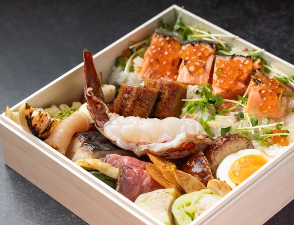 黒がねのお弁当